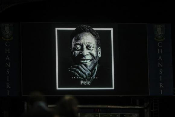 Pele, siêu sao bóng đá, chôn cất, huyền thoại bóng đá thế giới, Edson Arantes do Nascimento