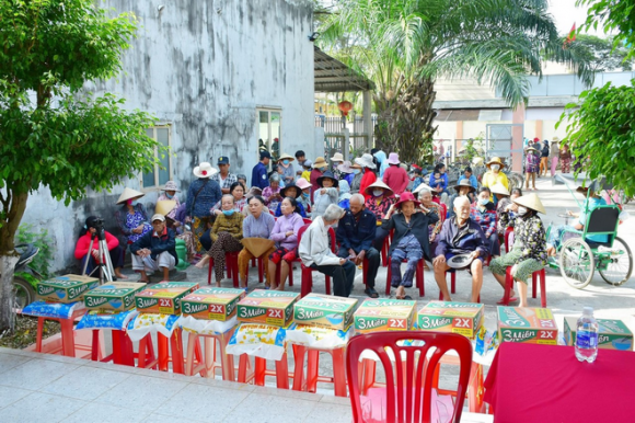 nam-vuong-va-hoa-hau-nguoi-viet-2022-trao-gui-yeu-thuong-toi-cong-dong (1).png 0 Nam vương và Hoa hậu người Việt 2022, Thiện nguyện, Minh Chánh Entertainment