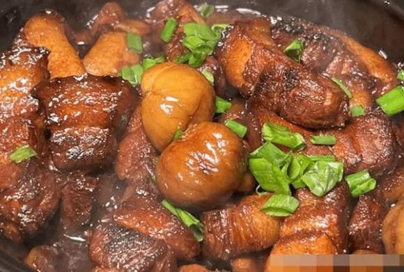 thịt kho, thịt kho hạt dẻ, món ngon mỗi ngày