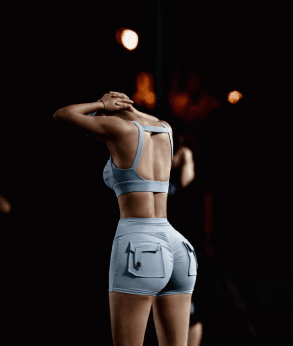 hotgirl, Kardashian châu Á