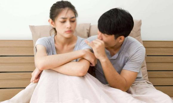 Cặp đôi lệch tuổi,cặp đũa lệch,tình yêu,hôn nhân