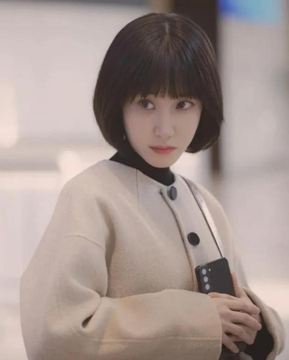 Song Hye Kyo, Kim Hye Soo , sao hàn, Giải thưởng nghệ thuật Baeksang