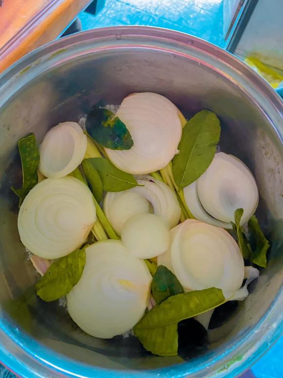 gà hấp muối tiêu, công thức gà hấp muối tiêu, gà hấp