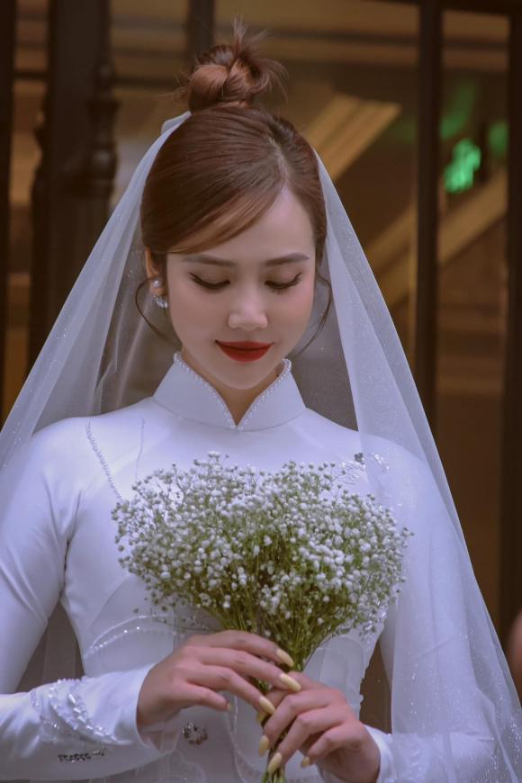 Huyền Lizzie, mặt mộc Huyền Lizzie, sao việt 