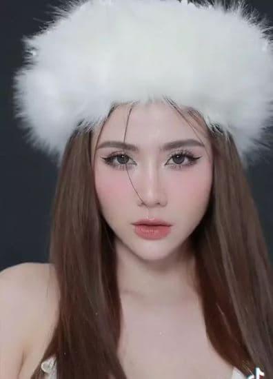 Huyền Lizzie, mặt mộc Huyền Lizzie, sao việt 