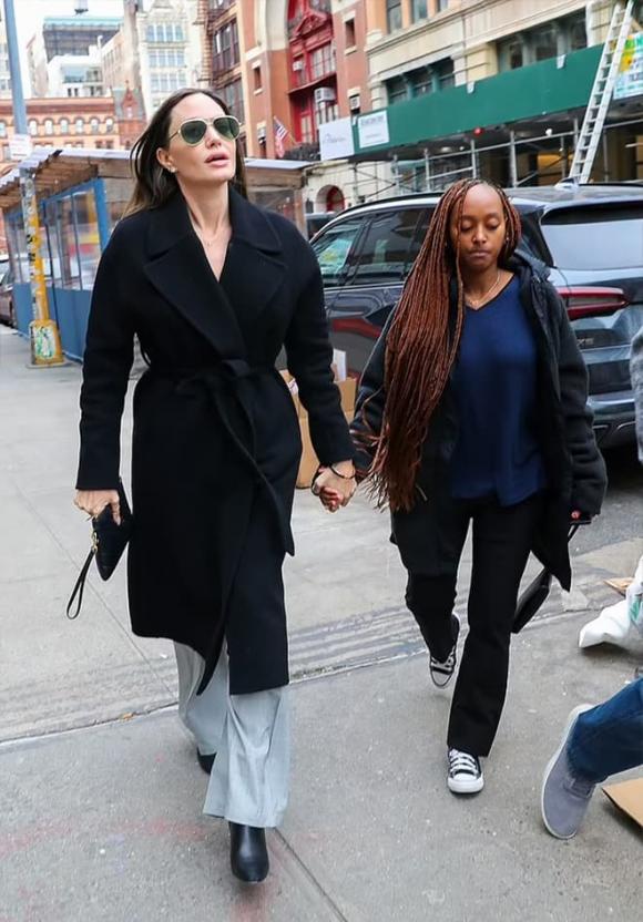 Angelina Jolie,  Zahara , sao Hollywood