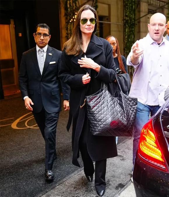 Angelina Jolie, Zahara, sao Hollywood