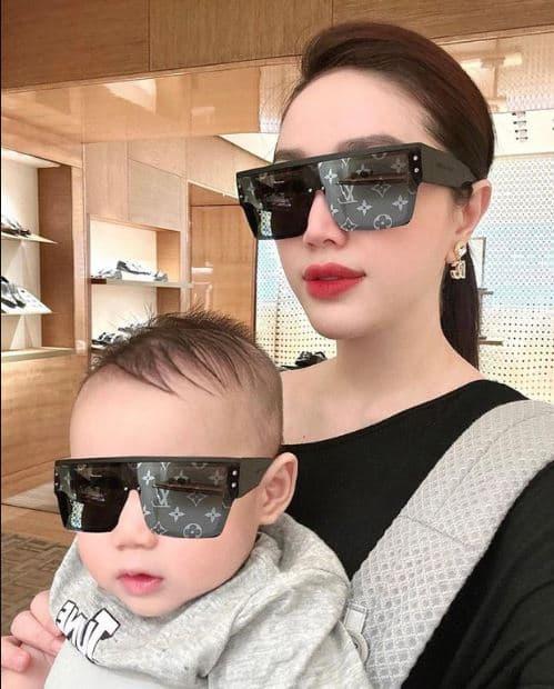 sao việt, sao mua đồ dịp tết, sao thanh lý đồ 