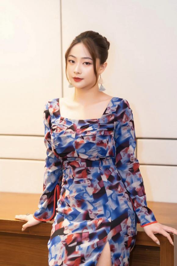 Huyền Thạch, diễn viên Huyền Thạch, bạn trai Huyền Thạch