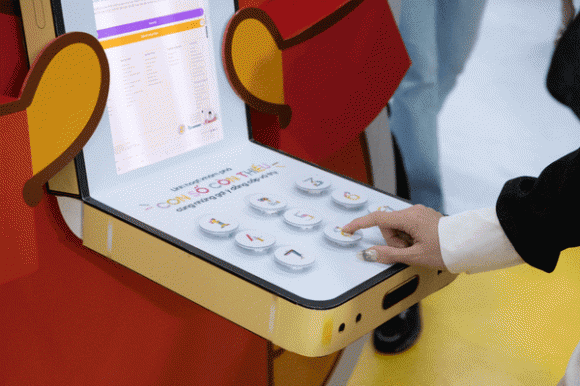 Galaxy Z Flip4, Tết Quý Mão, giới trẻ