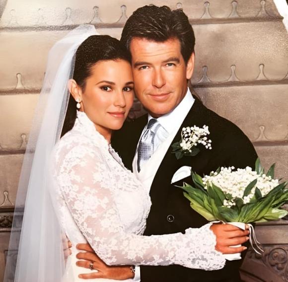 Pierce Brosnan, bênh vợ, đàn ông bênh vợ