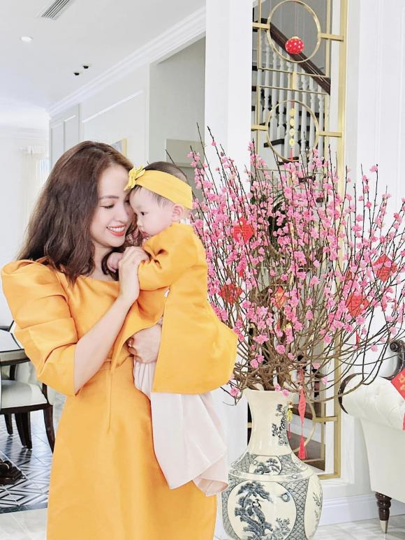 sao Việt, sao Việt trang trí nhà ngày Tết, Tết nguyên đán