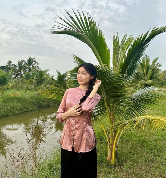 MC quyền linh,Con gái Quyền Linh,sao Việt