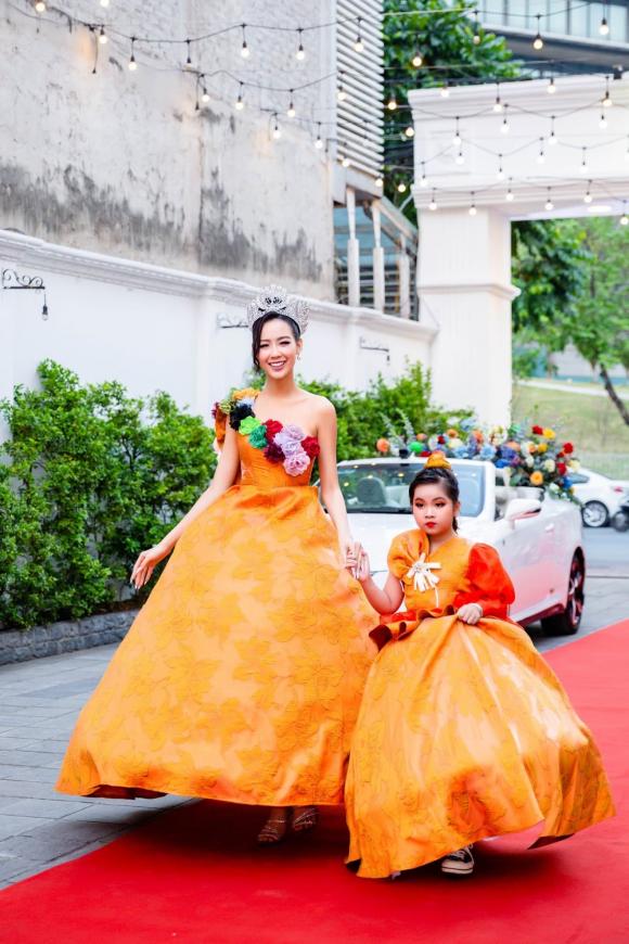 dem-hoi-mau-nhi-221 (1).jpg 0 Hoa hậu Lê Nguyễn Bảo Ngọc, Nguyễn Lê Thuỳ Linh, Đêm hội mẫu nhí 2022