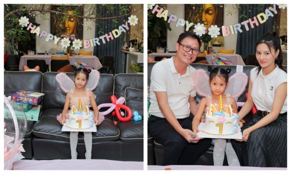Bất ngờ với sự tinh tế của vợ chồng Vũ Thu Phương qua quà tặng sinh nhật dành cho con gái