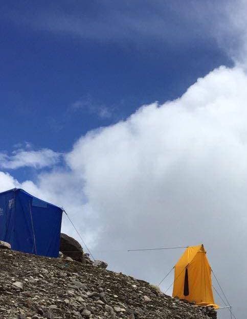Leo đỉnh Everest, đỉnh Everest, leo núi, đại tiện