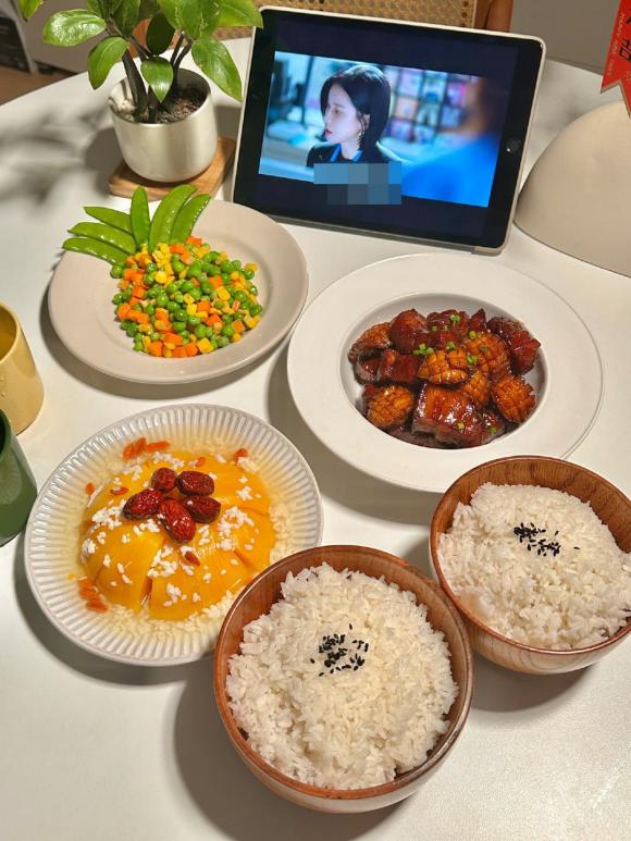 mâm cơm, mâm cơm ấm cúng, mâm cơm hai người 