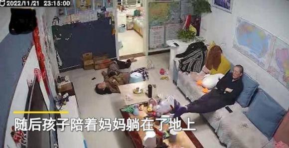 vợ chồng cãi vã, cuộc tranh cãi của vợ chồng, thái độ thờ ơ đáng lên án của chồng