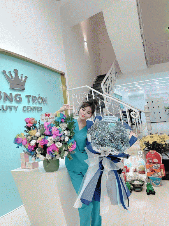 doanh-nhan-thu-huong (1).png 0 Doanh nhân Thu Hương, Làm đẹp thẩm mỹ, Viện thẩm mỹ Hương Tròn