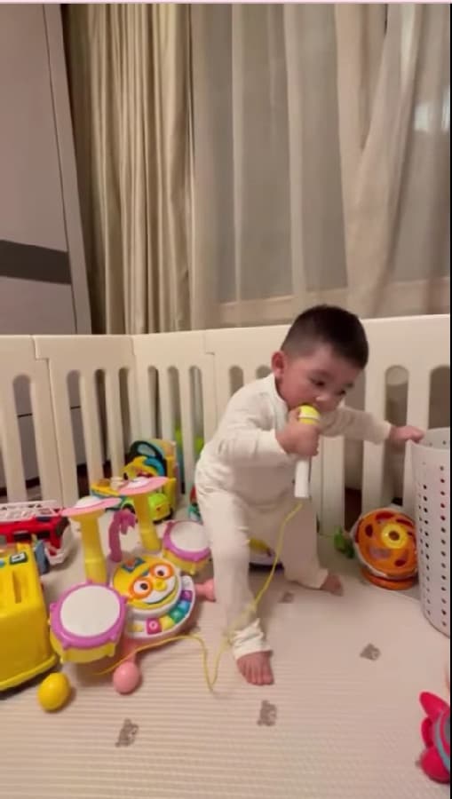 con trai chi bảo, chi bảo, sao việt