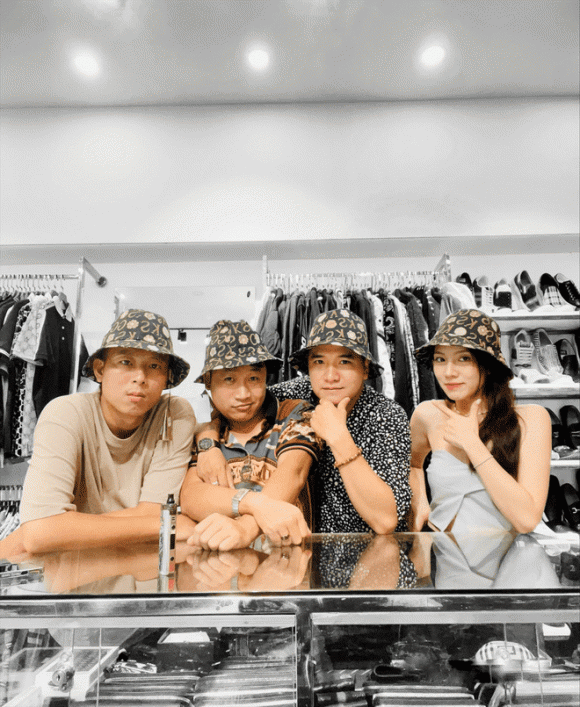 manh-do-162 (1).png 0 Mạnh Đỏ Authentic, Mạnh Đỏ Official, giới trẻ