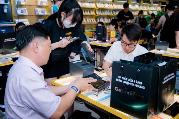 Cửa hàng trải nghiệm Samsung GalaxyZone, Galaxy S23 series