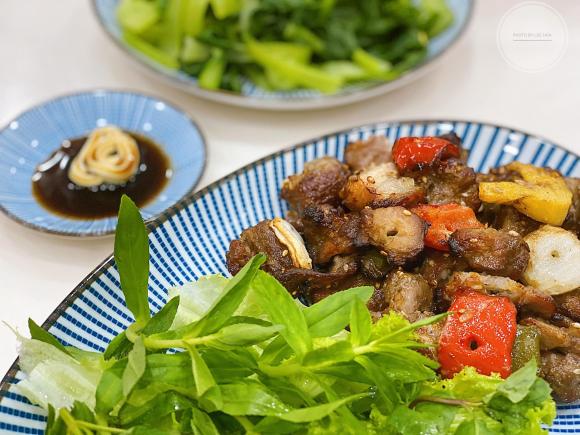 thịt nướng, thịt nướng bằng nồi chiên không dầu, thịt xiên củ quả