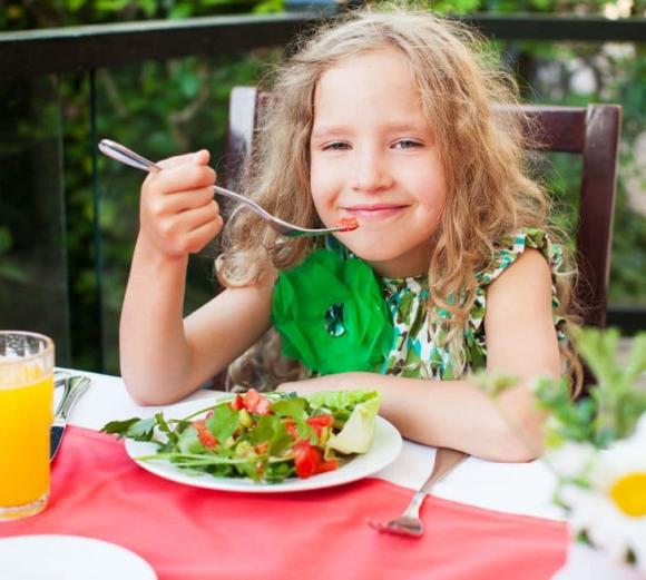 nói với con, cụm từ nói với con, chăm con 