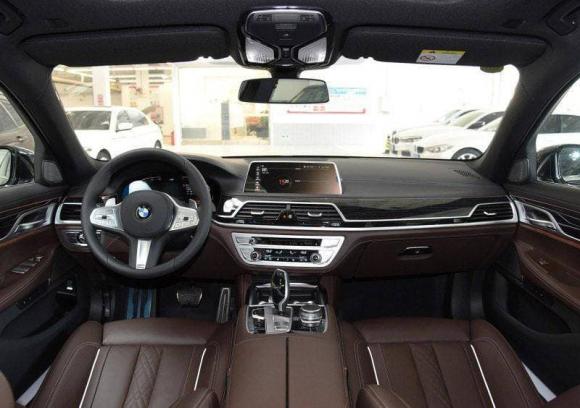 mercedes benz, xe BMW, xe thể thao sang trọng
