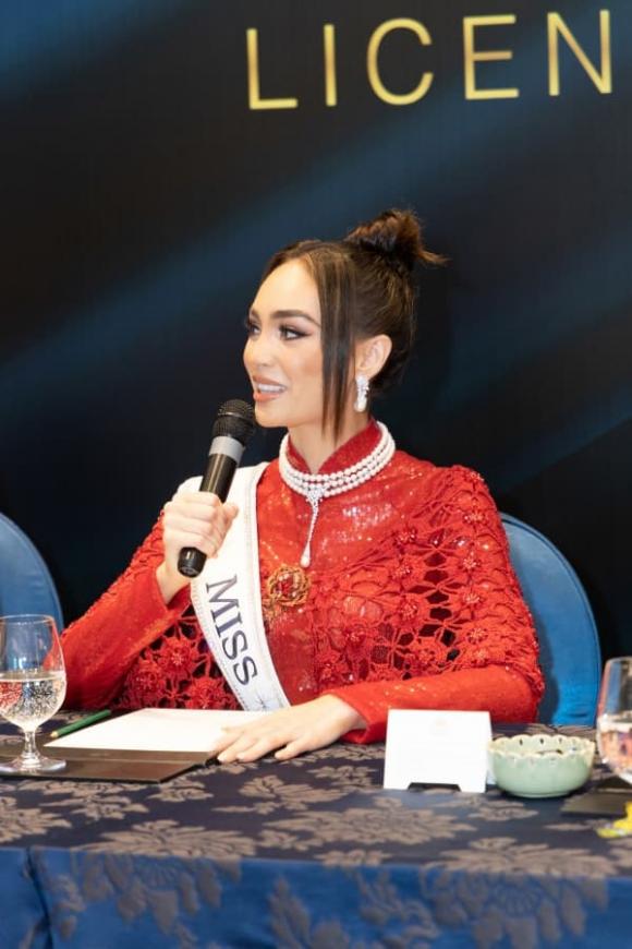 top 3Miss Universe, hoa khôi Lan Khuê, sao Việt