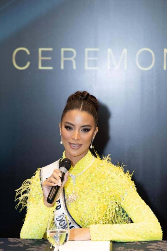 top 3Miss Universe, hoa khôi Lan Khuê, sao Việt