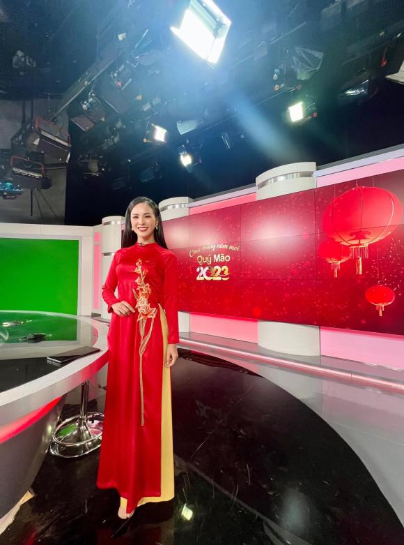 MC Quỳnh Nga, giám đốc quốc gia Miss Universe Vietnam, ảnh quá khứ MC Quỳnh Nga 