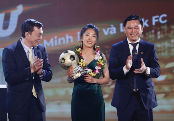 Văn quyết,huỳnh như,quả bóng vàng việt nam
