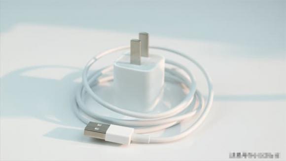 điện thoại di động, sạc pin