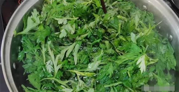 ngải cứu, bổ máu, giảm cân
