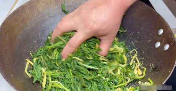 ngải cứu, bổ máu, giảm cân