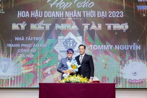 Hoa hậu Doanh nhân Thời đại 2023, NTK Tommy Nguyễn