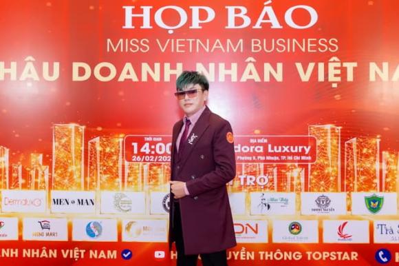 Hoa hậu Doanh nhân Thời đại 2023, NTK Tommy Nguyễn