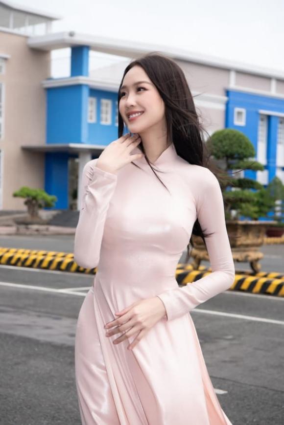 Miss Intercontinental 2022 Bảo Ngọc, sao Việt