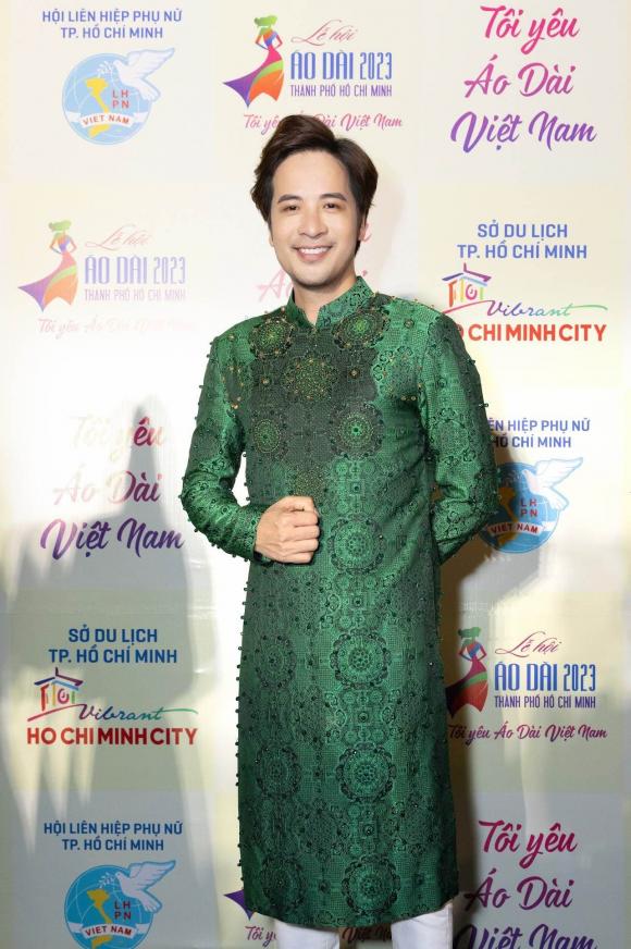 330261931_146066968348779_4326131829833702708_n.jpg 1 Đoàn Minh Tài, Đại sứ áo dài 2023, NTK Sỹ Hoàng, Tuần lễ áo dài 2023