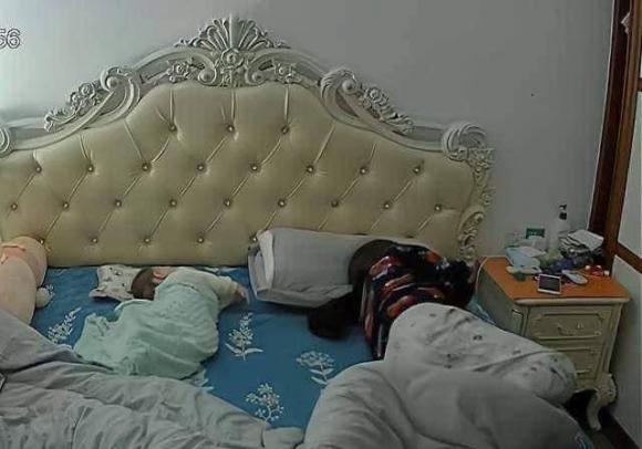 chăm cháu, mẹ chồng con dâu, bà nội chăm cháu