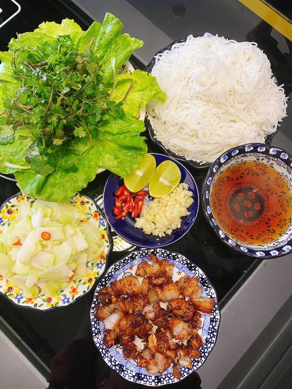 mâm cơm, mâm cơm con, thực đơn cơm nhà 