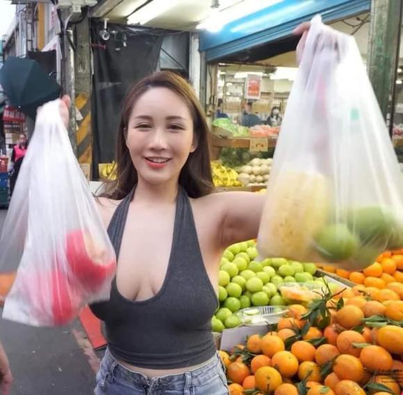 gái trẻ, gái trẻ bán trái cây, gái trẻ mặc hở bạo 