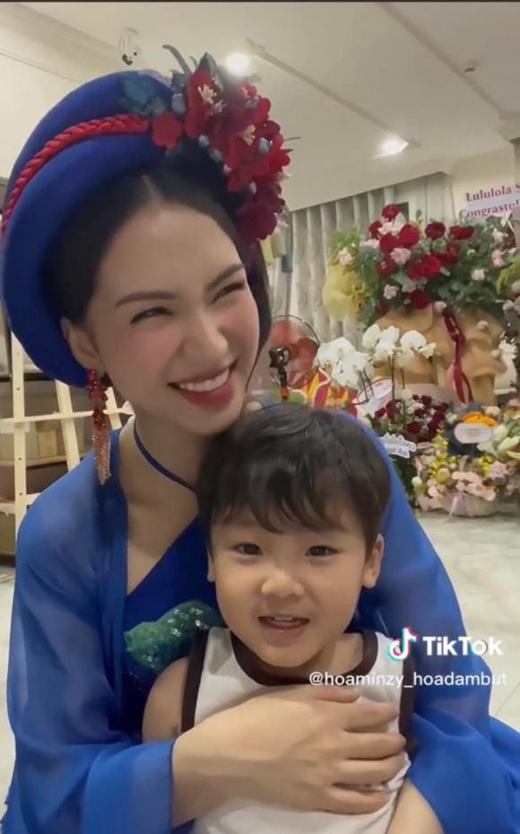Hòa Minzy, sao Việt, ca sĩ Hòa Minzy