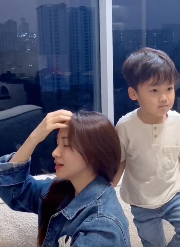 ca sĩ Hòa Minzy, con trai Hòa Minzy, sao Việt