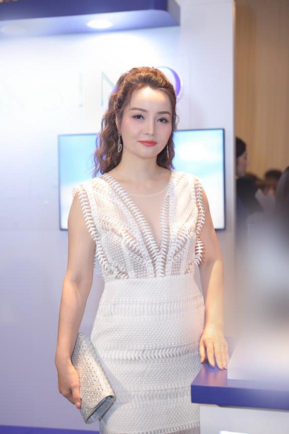 diễn viên Mai Thu Huyền,sao Việt