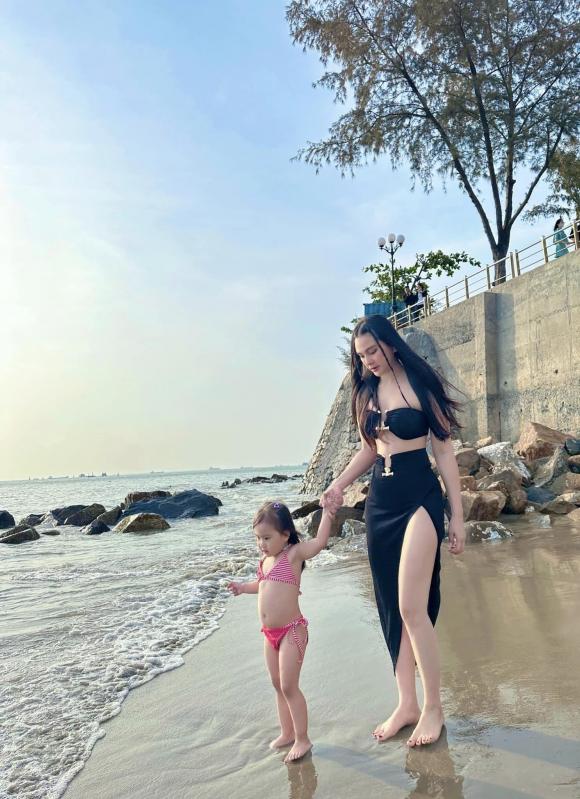 Ca sĩ thu thủy,thu thủy diện bikini,sao việt