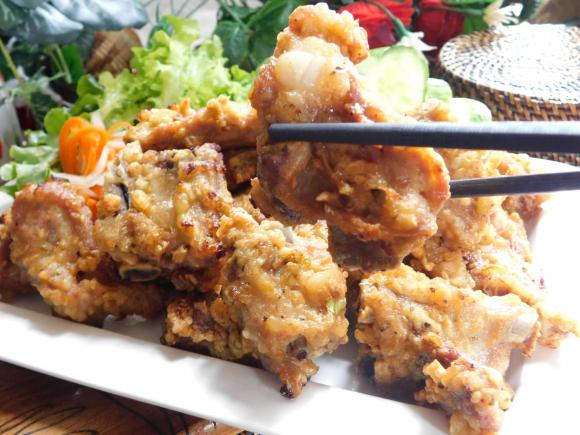 sườn chiên tỏi, công thức sườn chiên tỏi, món ngon từ sườn