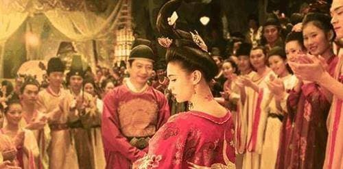 Tại sao phụ nữ cổ đại phải kết hôn trước 15 tuổi? phụ nữ cổ đời, thời phong kiến