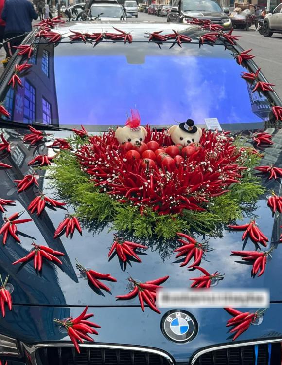 xe hoa, xe hoa bằng ớt, trang trí xe hoa 